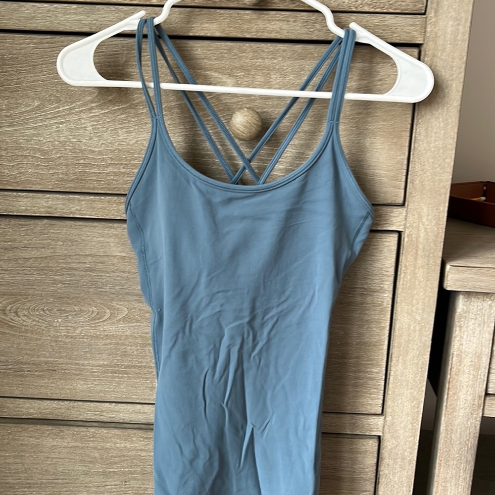 Lululemon tank top